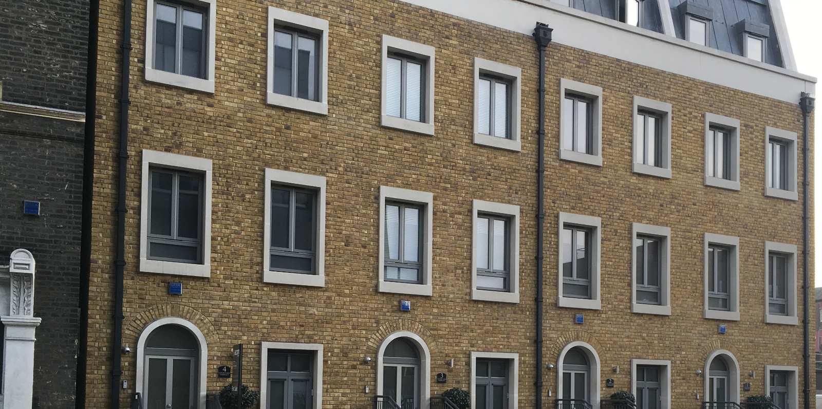 Greenwich High Road by BoxSecurity.Ltd